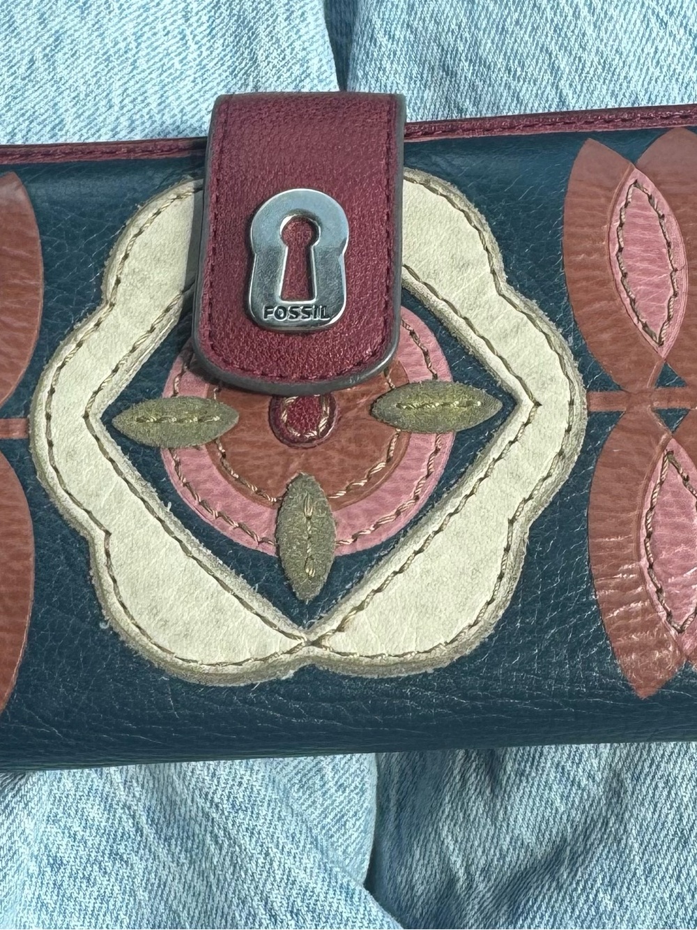Fossil Leather Wallet in Navy with Burgundy, Pink & Cream Accents